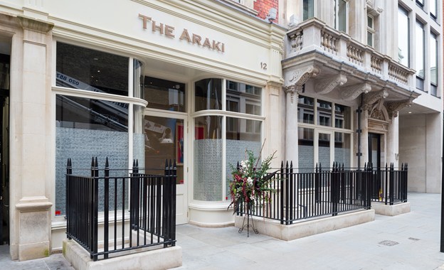 Vue extérieure du restaurant Araki à Londres