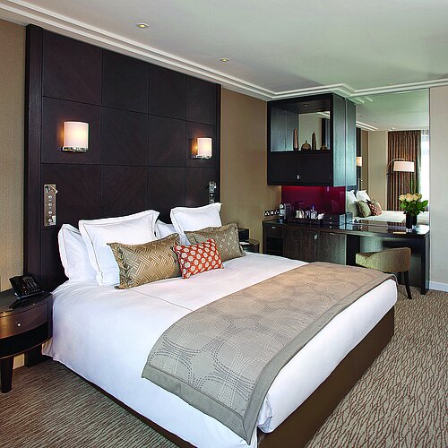 Chambre d'hôtel de référence dans la tour Jumeirah Carlton