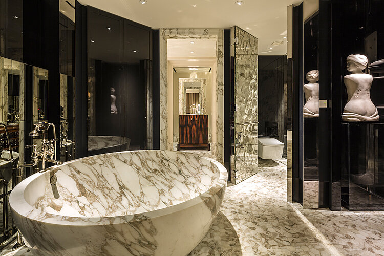 Badausstattung mit WASHLET® im Rosewood Hotel in London