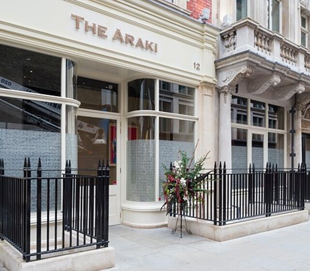 Außenansicht vom Restaurant Araki in London
