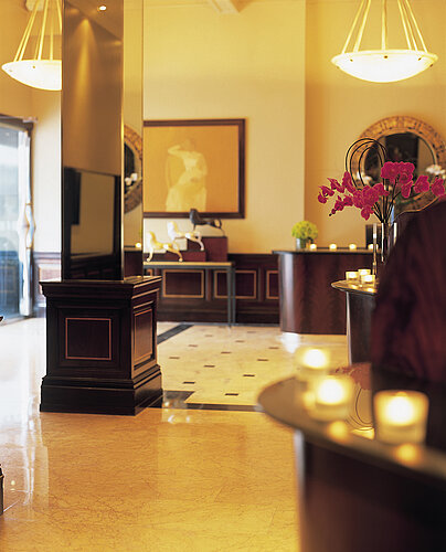 Die Bar des Radisson Blue Edwardian Grafton Hotels in London