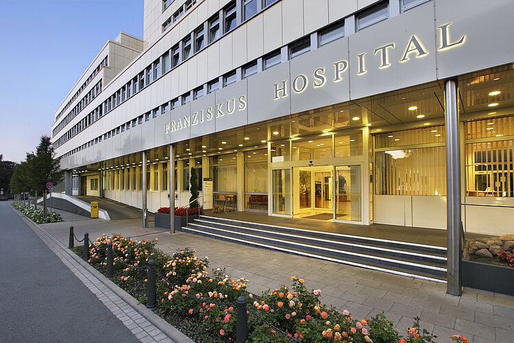 Außenansicht des Franziskus Hospitals in Bielefeld