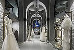 Räumlichkeiten der Hochzeits-Galerie in London | TOTO Europe Blick durch die Hochzeits-Galerie in London